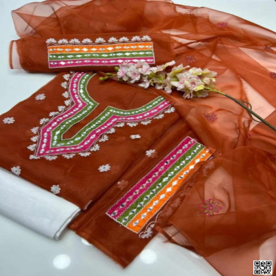 রেডিমেড জর্জেট ডলার এবং এমব্রয়ডারি কাজ করা থ্রী পিস