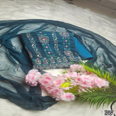 ইন্ডিয়ান আনস্টিচড জর্জেট থ্রি পিস