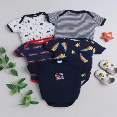 বেবি কিপার ৫ পিসের কম্ব,কালার চুজ করার অপশন নেই, ছেলে বাবু না মেয়ে বাবু সিলেক্ট করে দিন প্রতি কালারের এক পিস করে ৫ পিসের সেট মিলিয়ে দিব ইনশাল্লাহ৷