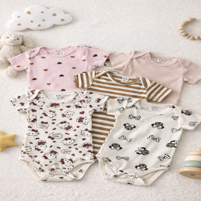 বেবি কিপার ৫ পিসের কম্ব,কালার চুজ করার অপশন নেই, ছেলে বাবু না মেয়ে বাবু সিলেক্ট করে দিন প্রতি কালারের এক পিস করে ৫ পিসের সেট মিলিয়ে দিব ইনশাল্লাহ৷