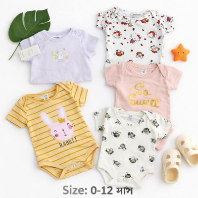 বেবি কিপার ৫ পিসের কম্ব,কালার চুজ করার অপশন নেই, ছেলে বাবু না মেয়ে বাবু সিলেক্ট করে দিন প্রতি কালারের এক পিস করে ৫ পিসের সেট মিলিয়ে দিব ইনশাল্লাহ৷